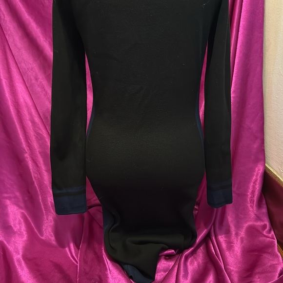 Elegant max Studio  Black and Blue Women's Dress size medium - Picture 2 of 3